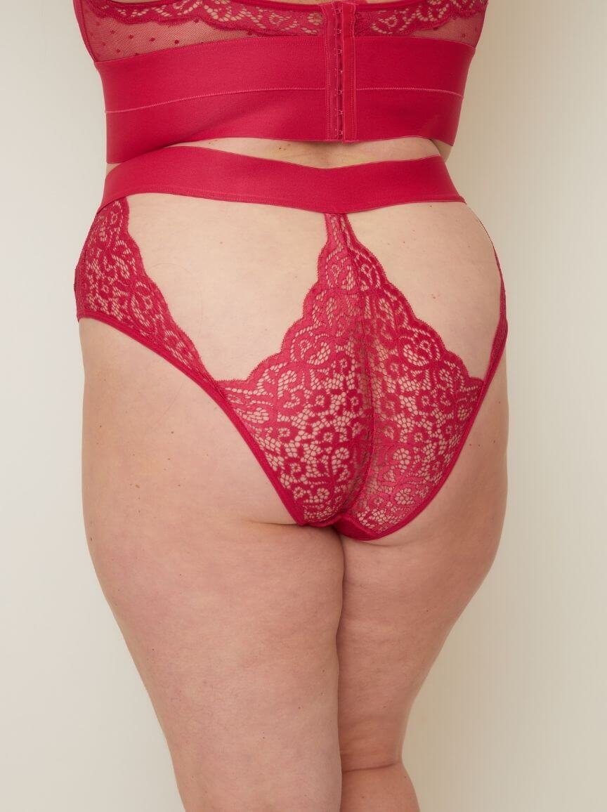 Victoria Brief : Very Cherry